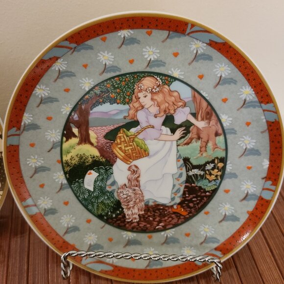 Vintage Heinrich Set of 2 Villeroy & Boch Once Upon A Rhyme Plates Collectable - Picture 2 of 6